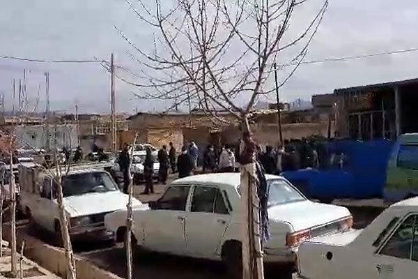فیلم ، کود در خدمت کرونا ، این صف برای دریافت کود است! فیلم ، کود در خدمت کرونا ، این صف برای دریافت کود است!