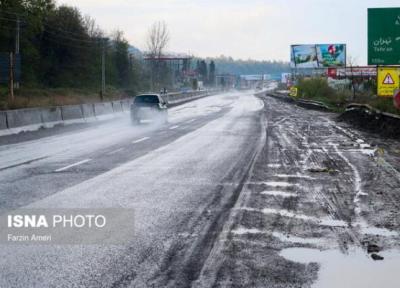 برف و باران در جاده های 12 استان کشور، چالوس همچنان یک طرفه است